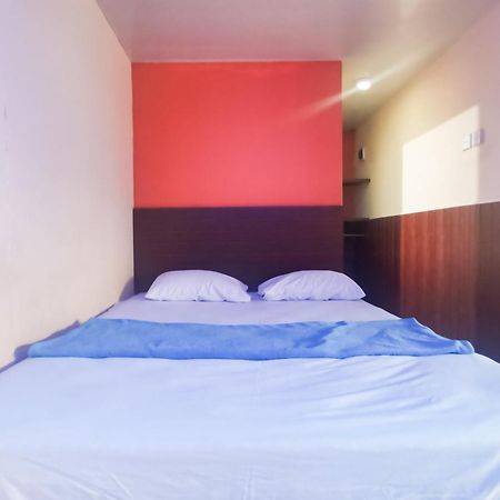 Hotel Container Inn Mitra Reddoorz Gadok Eksteriør billede